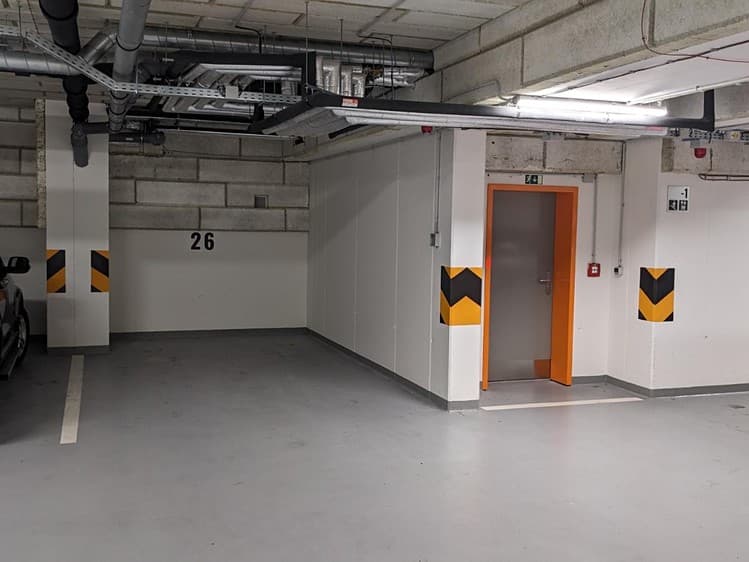 Pronájem garážového stání 29 m²