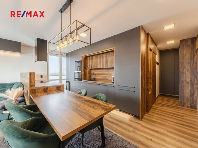 Prodej bytu 3+kk 63 m²