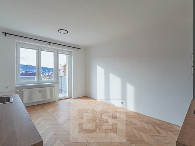 Pronájem bytu 3+kk 60 m²