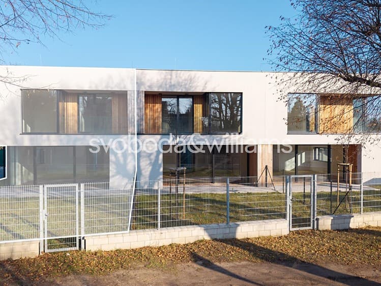 Prodej rodinného domu 185 m², pozemek 192 m²