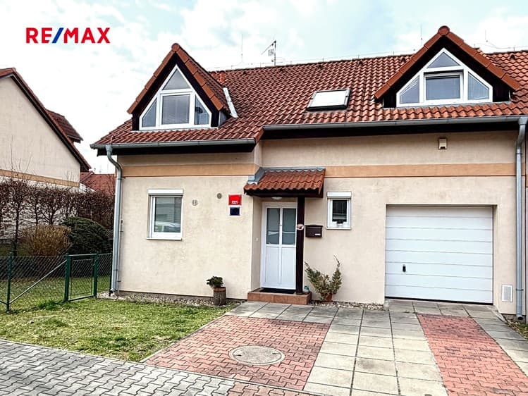 Pronájem rodinného domu 138 m², pozemek 341 m²