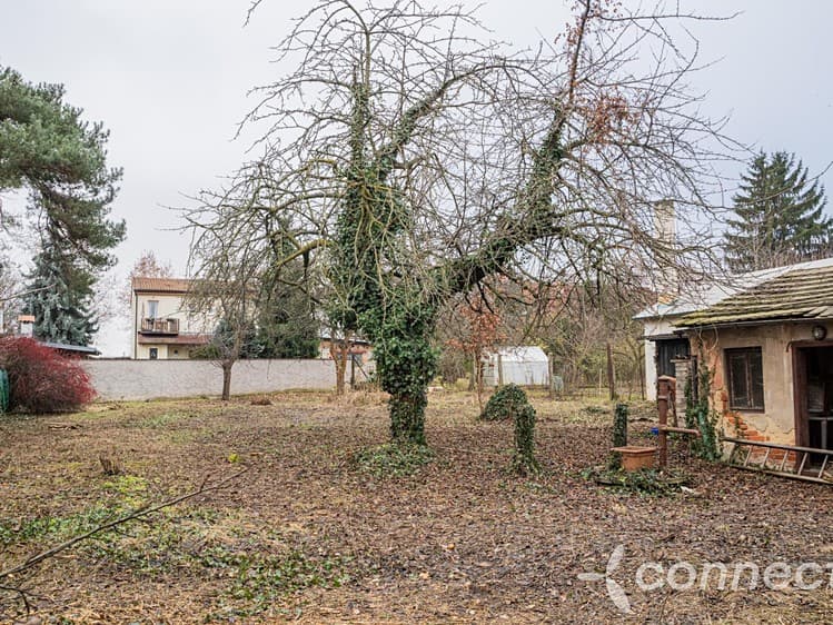Prodej stavebního pozemku 895 m²