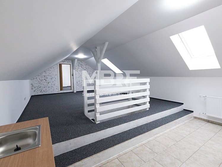 Pronájem bytu 2+kk 52 m²