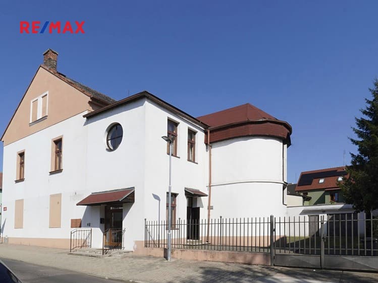 Prodej vícegeneračního domu 540 m², pozemek 613 m²