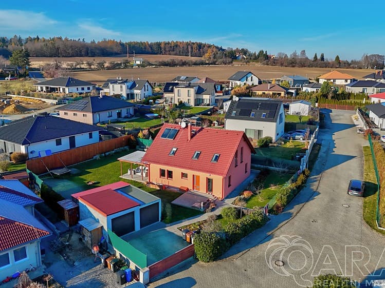 Prodej rodinného domu 174 m², pozemek 877 m²