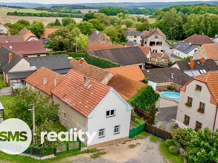 Prodej rodinného domu 180 m², pozemek 668 m²