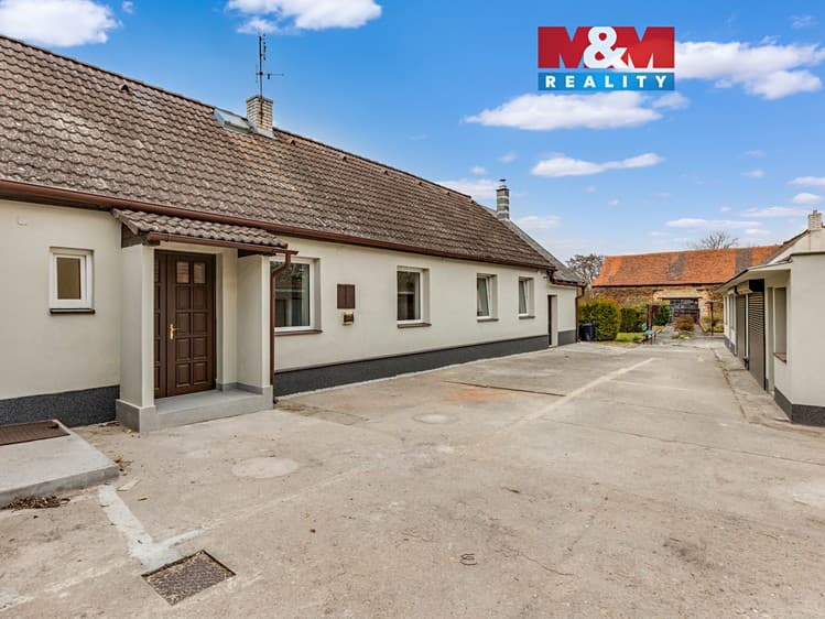 Prodej rodinného domu 90 m², pozemek 732 m²