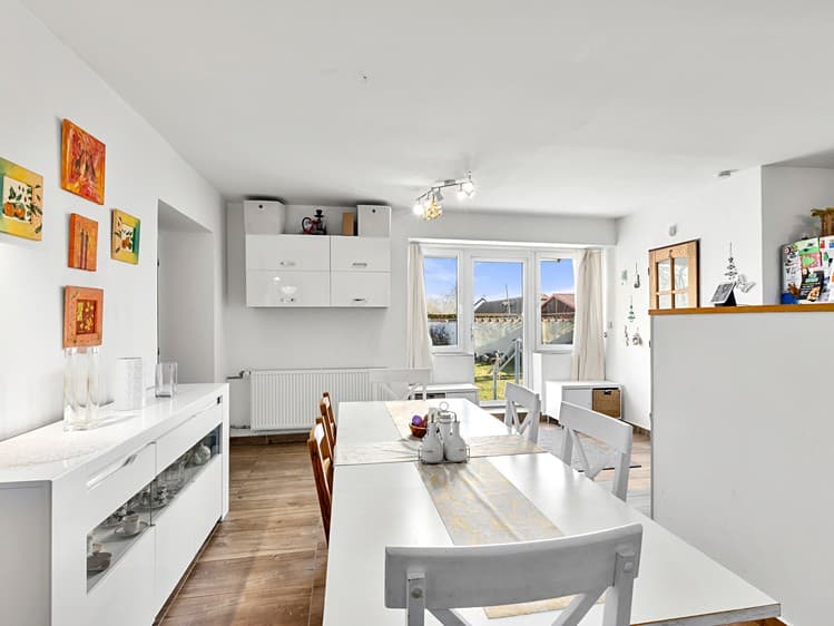 Prodej rodinného domu 180 m², pozemek 812 m²