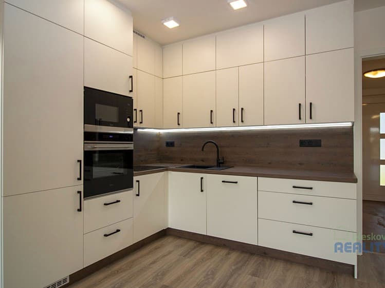 Pronájem rodinného domu 130 m², pozemek 277 m²