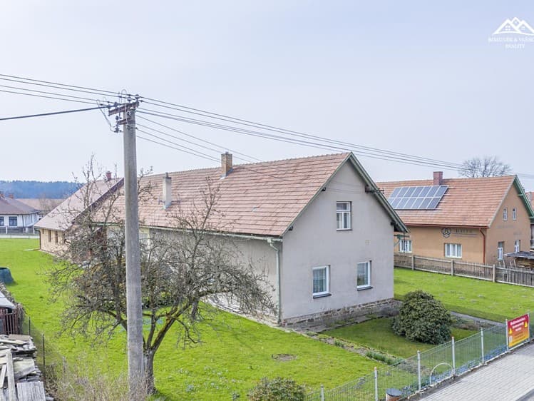 Pronájem rodinného domu 105 m², pozemek 838 m²