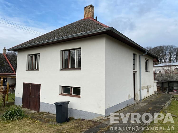 Pronájem vily 128 m², pozemek 799 m²