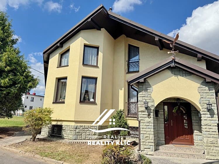 Pronájem rodinného domu 470 m², pozemek 210 m²