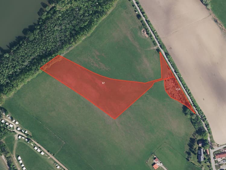 Prodej pole 16 092 m²