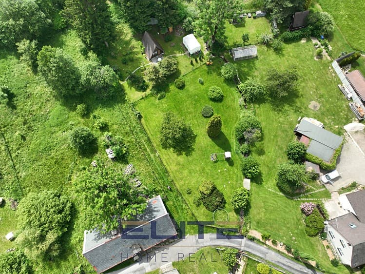 Prodej stavebního pozemku 1 502 m²