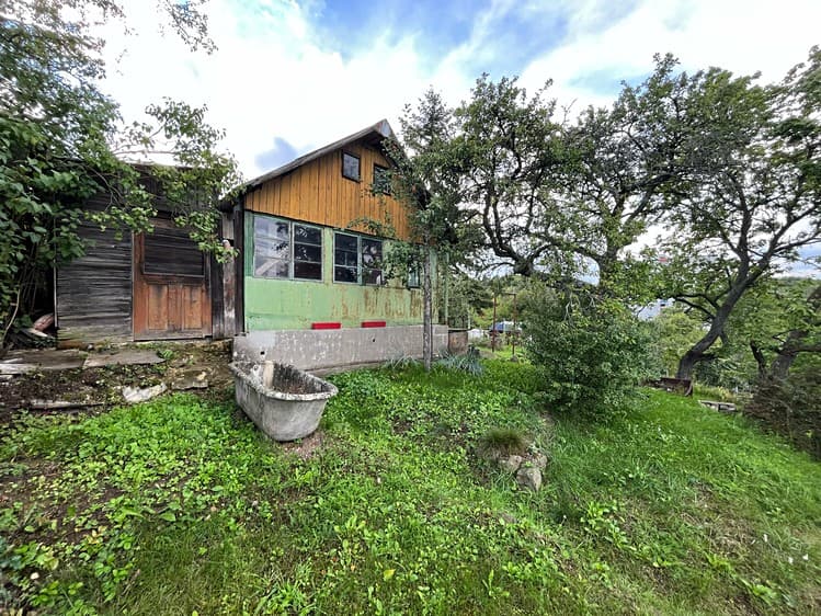Pronájem zahrady 700 m²