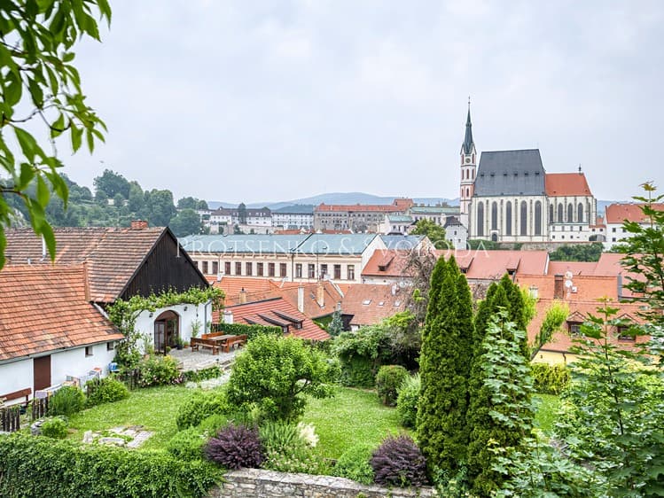 Prodej ubytovacího zařízení 469 m²