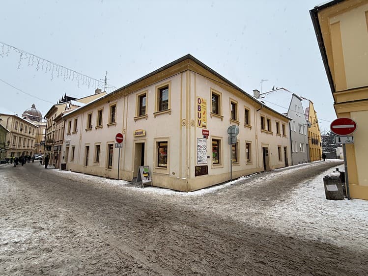 Prodej obchodního prostoru 720 m²