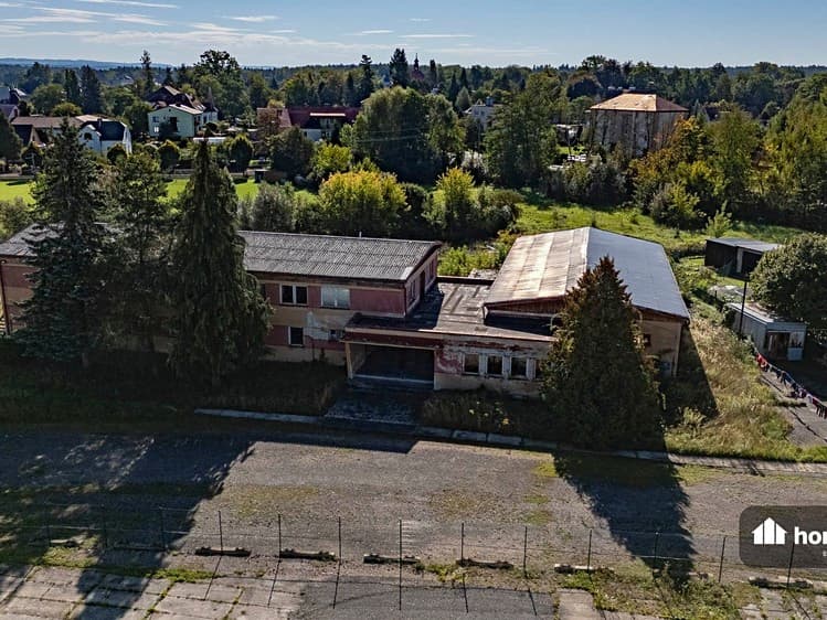 Prodej obchodního prostoru 1 684 m²