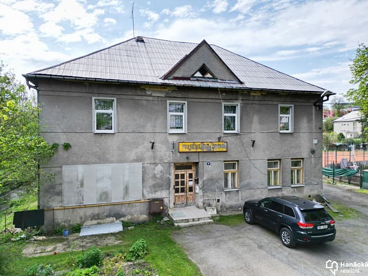 Prodej ubytovacího zařízení 1 100 m²