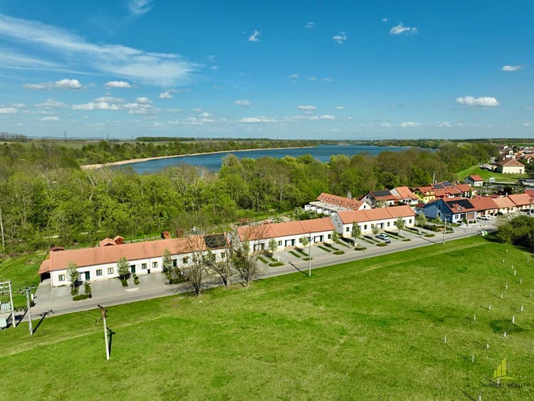 Prodej ubytovacího zařízení 144 m²