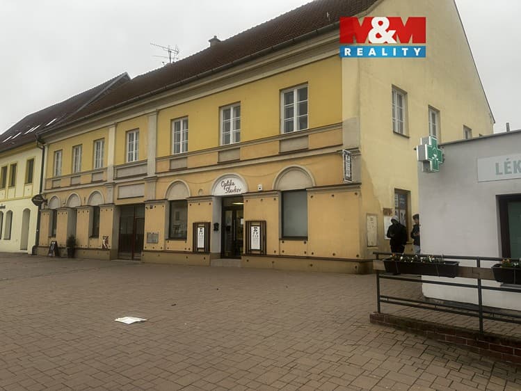 Pronájem obchodního prostoru 71 m²