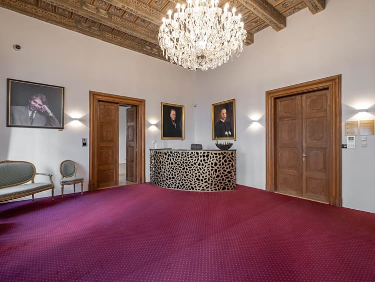 Pronájem kanceláře 157 m²