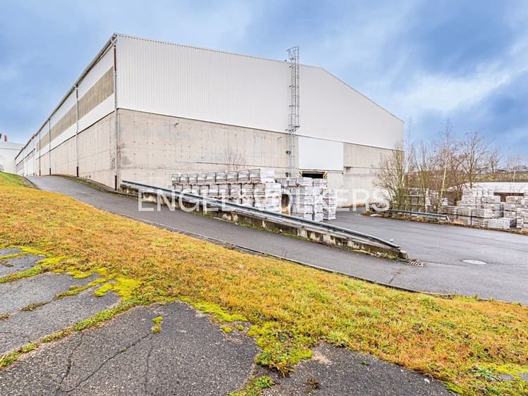 Pronájem výrobní haly, prostoru 30 000 m²