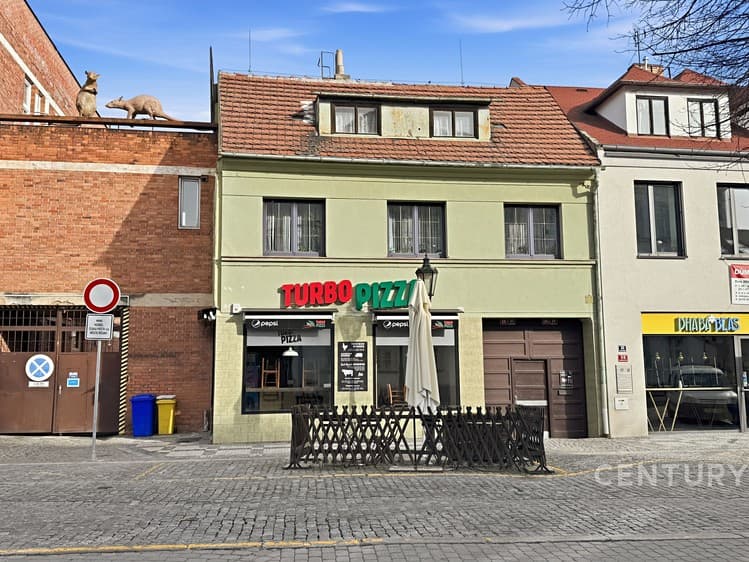 Pronájem kanceláře 77 m²