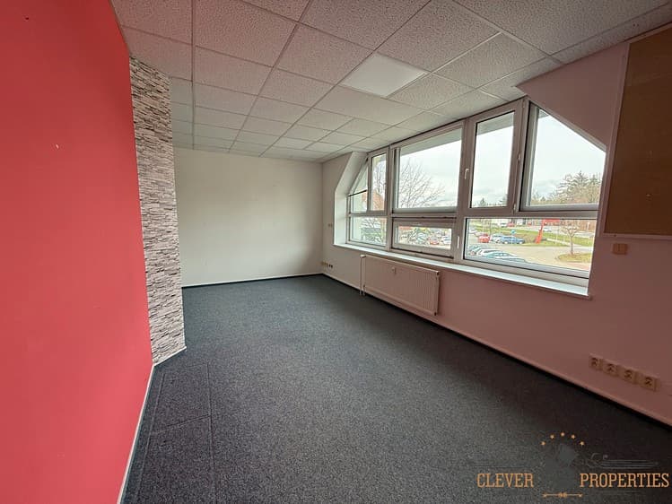 Pronájem kanceláře 33 m²