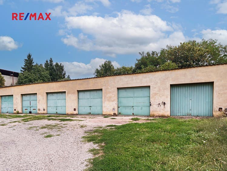 Prodej garáže 130 m²