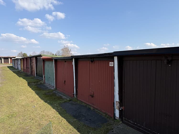 Prodej garáže 12 m²