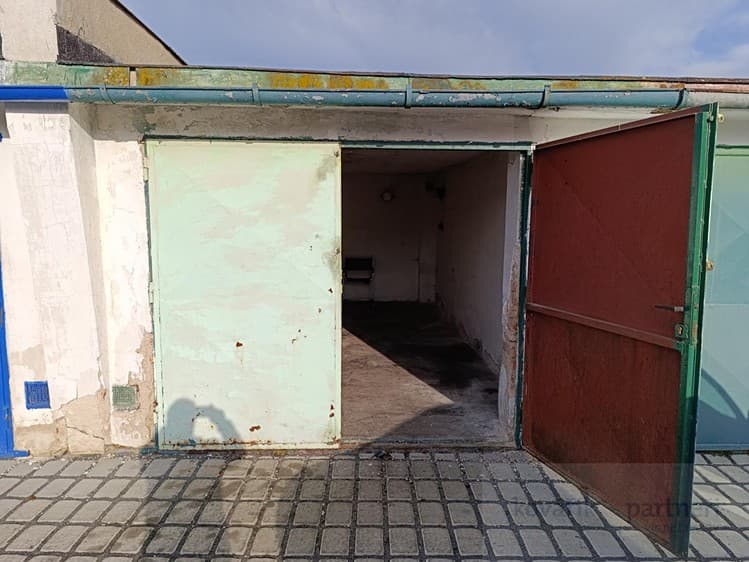 Prodej garáže 21 m²