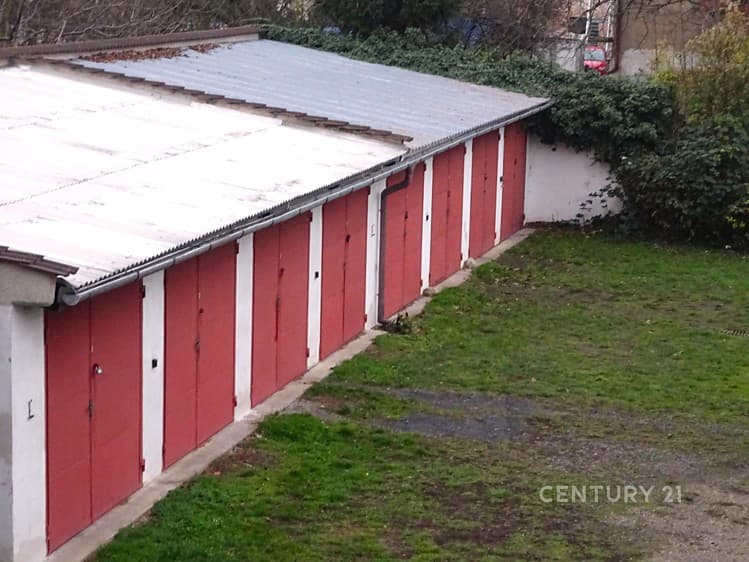 Pronájem garáže 20 m²