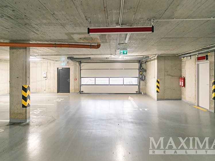 Pronájem garáže 15 m²