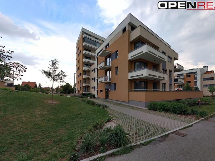 Pronájem bytu 2+kk 57 m² (Jednopodlažní)