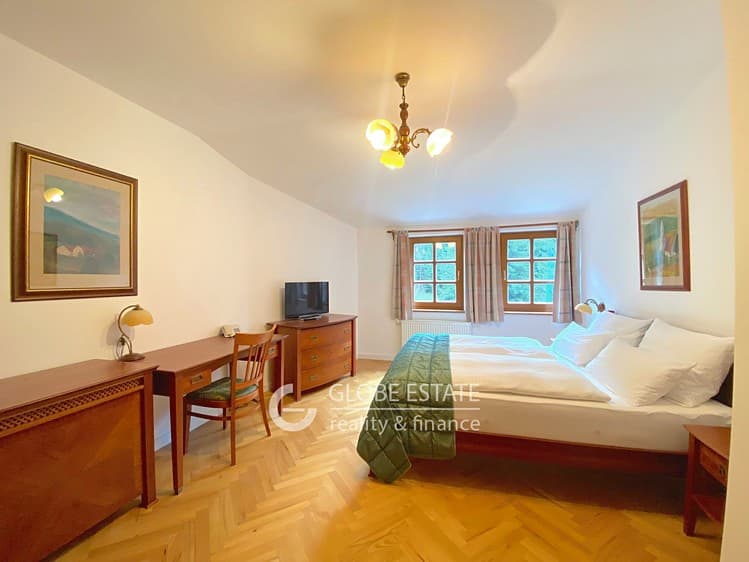Pronájem bytu 2+kk 53 m² (Podkrovní)