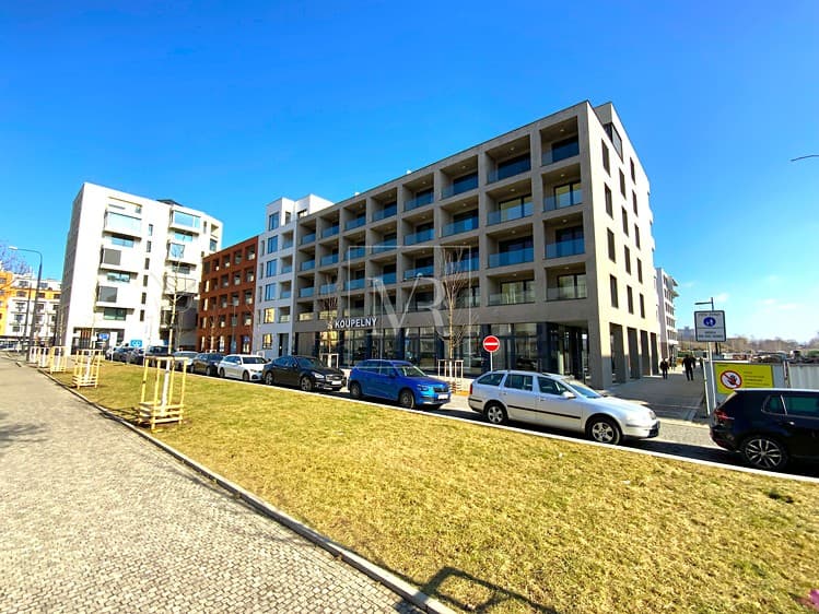 Pronájem bytu 2+kk 62 m²