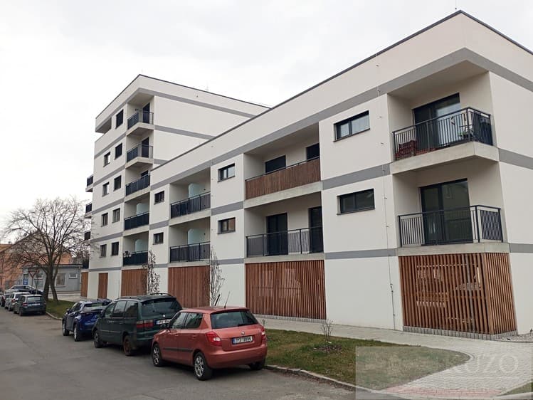 Pronájem bytu 1+kk 43 m² (Jednopodlažní)