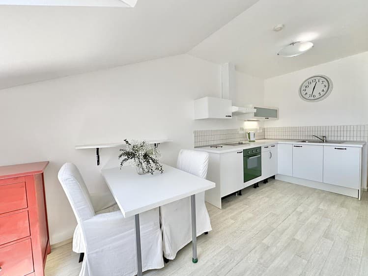 Pronájem bytu 1+kk 30 m²