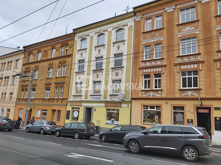 Pronájem bytu 1+kk 39 m²