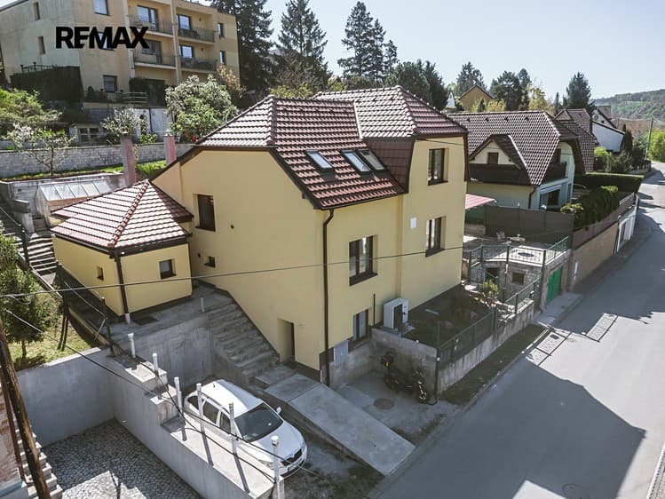 Prodej rodinného domu 151 m², pozemek 518 m²
