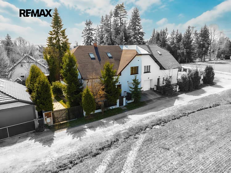 Prodej rodinného domu 196 m², pozemek 480 m²