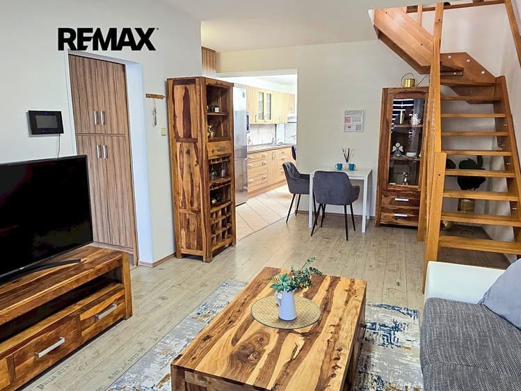 Prodej rodinného domu 71 m², pozemek 57 m²