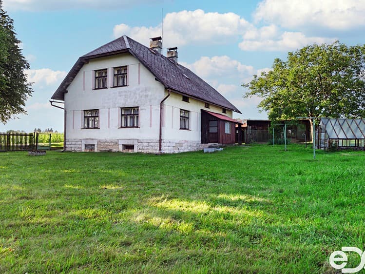 Prodej rodinného domu 253 m², pozemek 1 339 m²