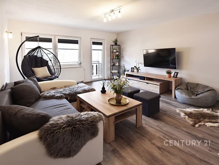 Prodej rodinného domu 273 m², pozemek 224 m²