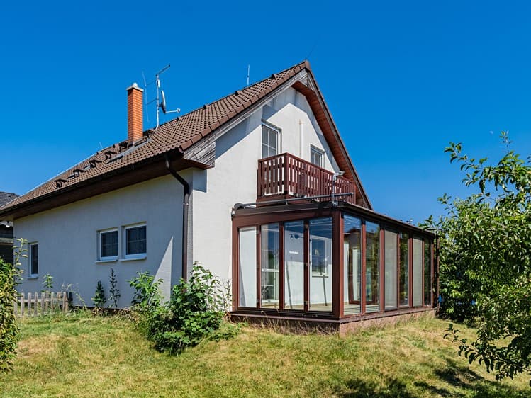 Prodej rodinného domu 143 m², pozemek 816 m²
