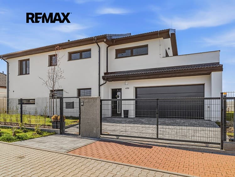 Prodej rodinného domu 264 m², pozemek 1 064 m²