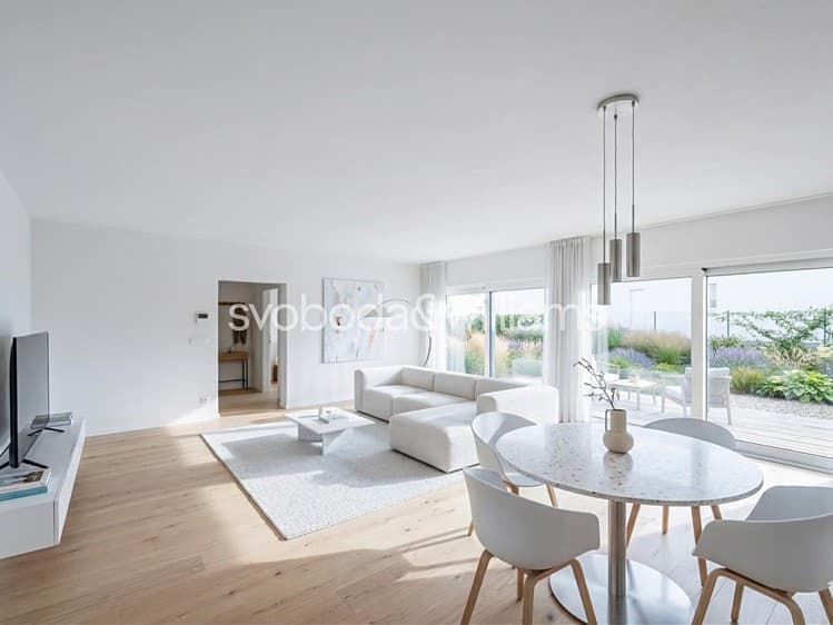 Prodej rodinného domu 225 m², pozemek 366 m²