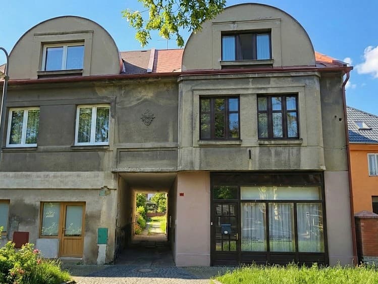 Prodej rodinného domu 300 m², pozemek 213 m²