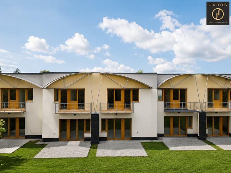 Prodej rodinného domu 186 m², pozemek 345 m²
